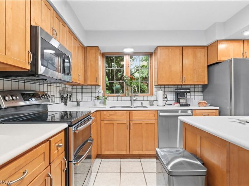3875 N Glenridge Road , Akron, OH 44319 Photo 21