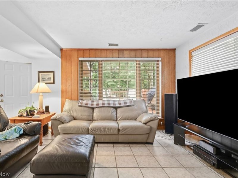 3875 N Glenridge Road , Akron, OH 44319 Photo 27
