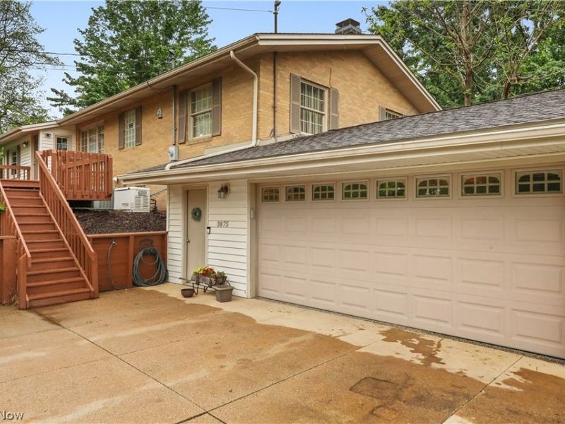 3875 N Glenridge Road , Akron, OH 44319 Photo 3