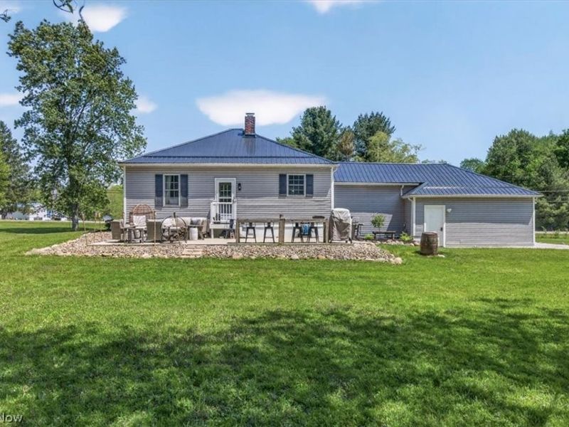15812 Auburn Road , Newbury, OH 44065 Photo 38