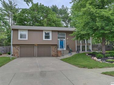 14830 Drexel Street , Omaha, NE 68137