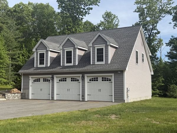 7 Dean Farm Rd, Unit 2, Sutton, MA 01590