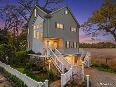 48 Groveway, Clinton, CT 06413