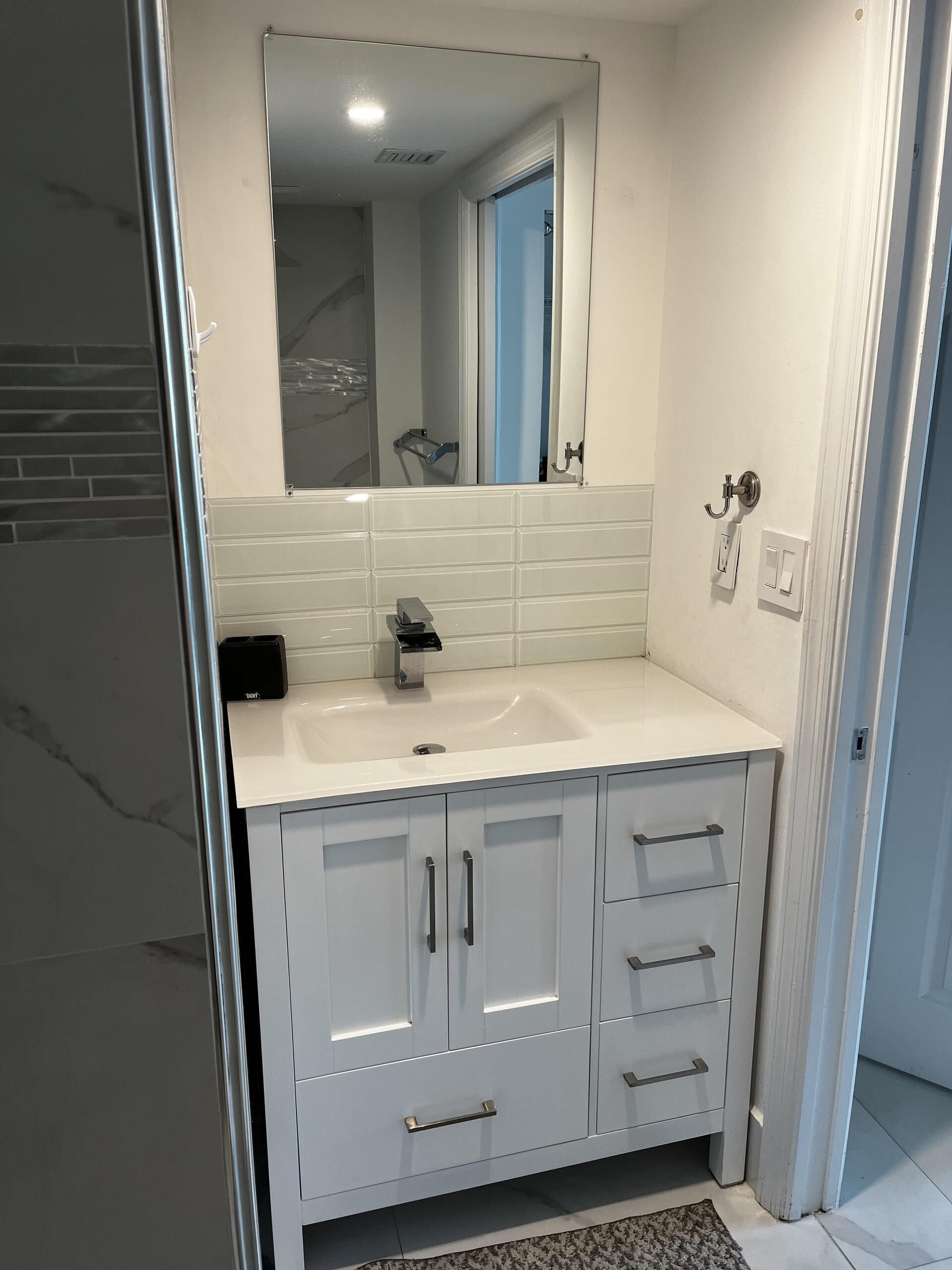 1155 Brickell Bay Dr, Unit 903, Miami, FL 33131 Photo