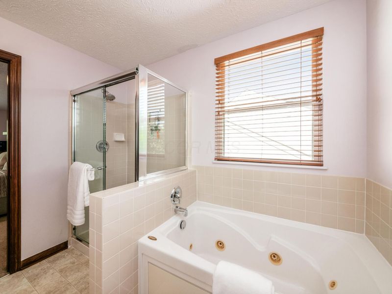 736 Sanville Drive, Lewis Center, OH 43035 Photo 24