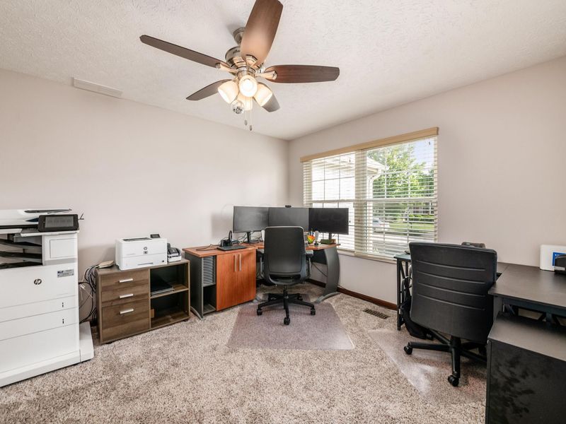 736 Sanville Drive, Lewis Center, OH 43035 Photo 7