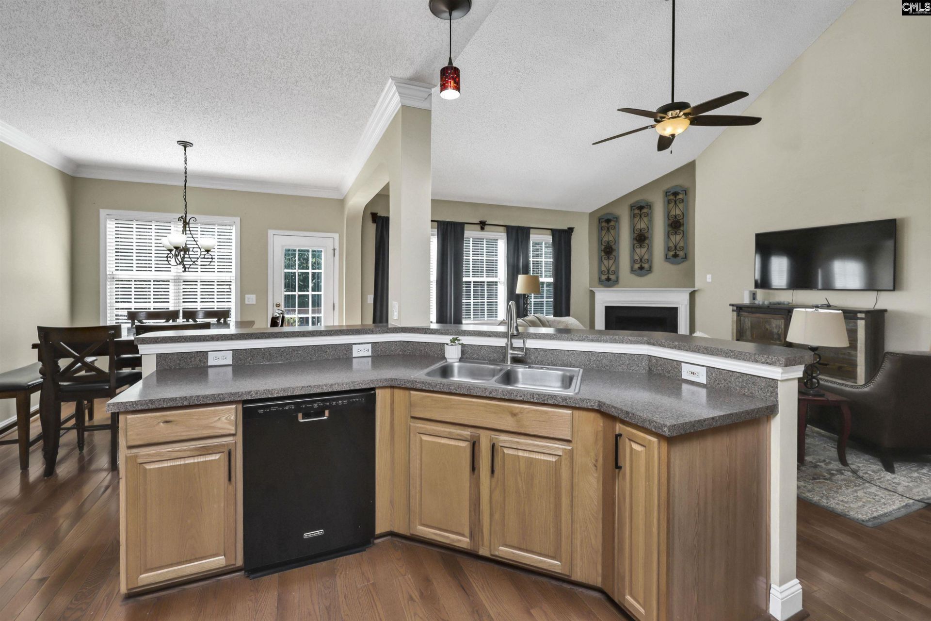 158 Caedmons Creek Drive  Photo 9