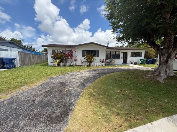 14431 SW 285th St , Homestead, FL 33033