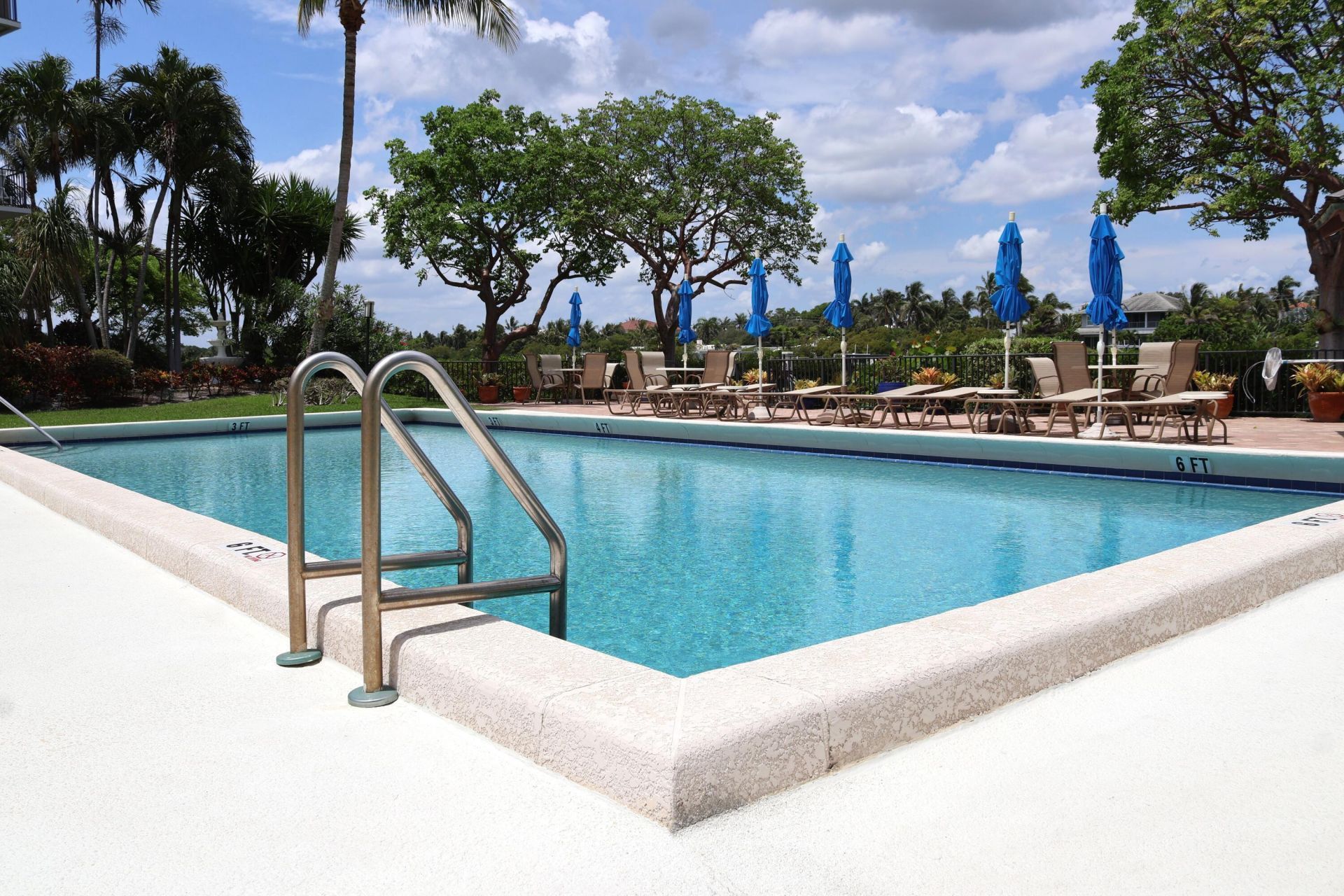3545 S Ocean Boulevard, Unit 404, South Palm Beach, FL 33480 Photo