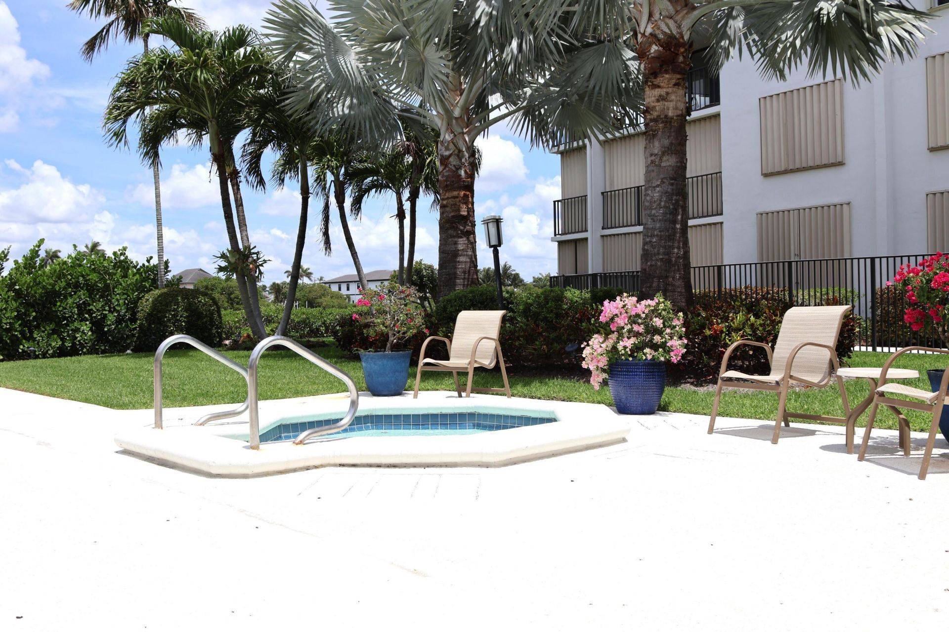 3545 S Ocean Boulevard, Unit 404, South Palm Beach, FL 33480 Photo