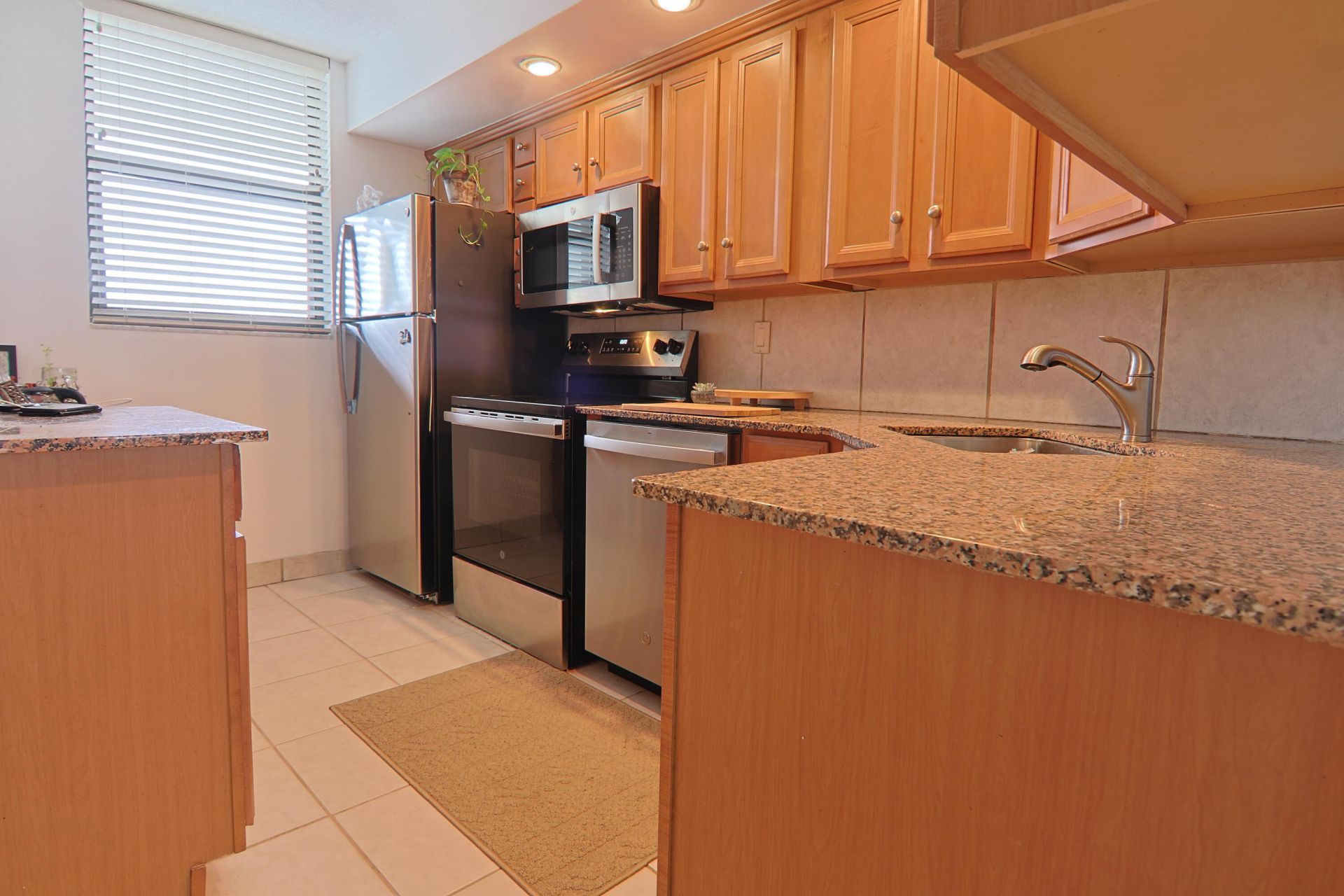 3545 S Ocean Boulevard, Unit 404, South Palm Beach, FL 33480 Photo