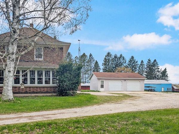 3720 E HILLCREST ROAD, Two Rivers, WI 54241