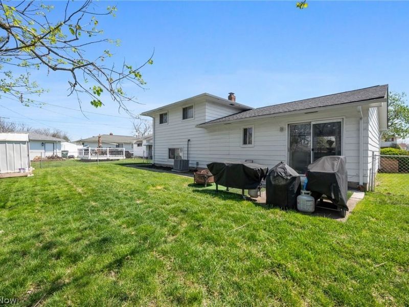 5894 Marra Drive, Bedford Heights, OH 44146 Photo 24