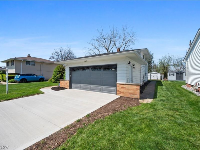 5894 Marra Drive, Bedford Heights, OH 44146 Photo 26