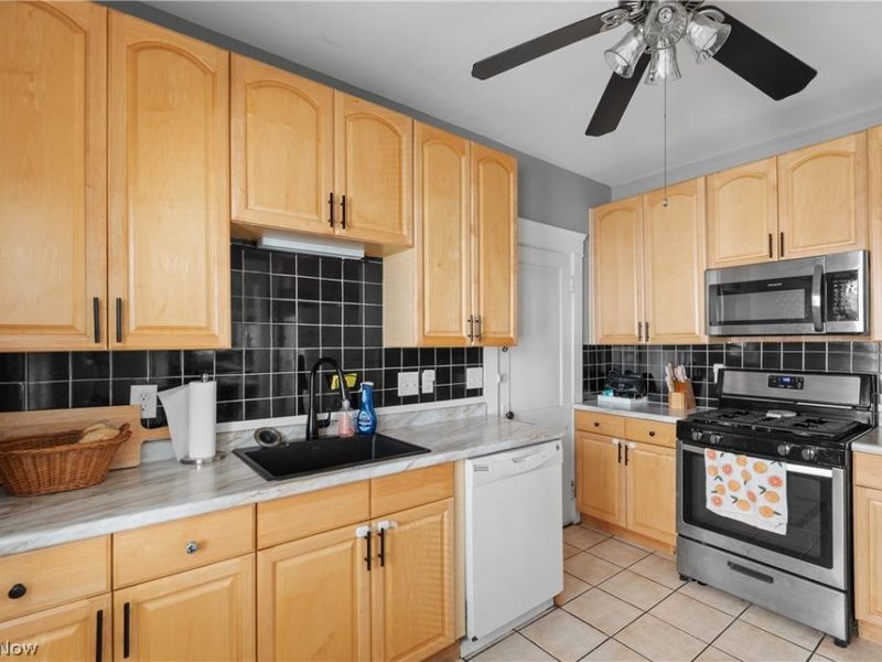 1259 Donald Avenue , Lakewood, OH 44107 Photo 15