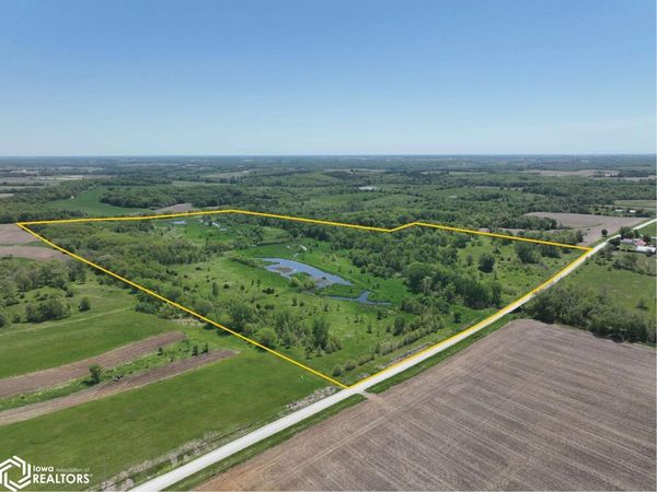 Nipa Boulevard, Fairfield, IA 52556