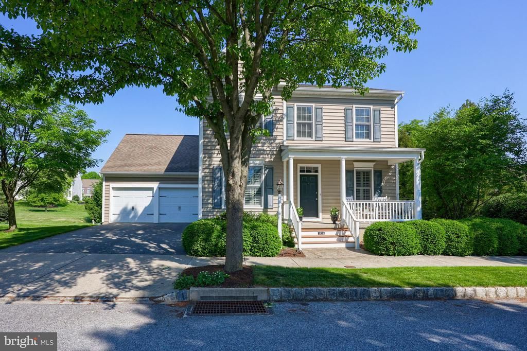 1326 HAMMOCK WAY , LANCASTER, PA 17601