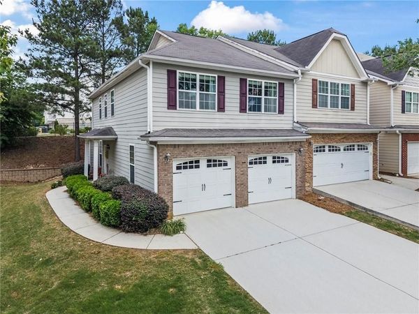 1509 Creek Bend Lane, Lawrenceville, GA 30043