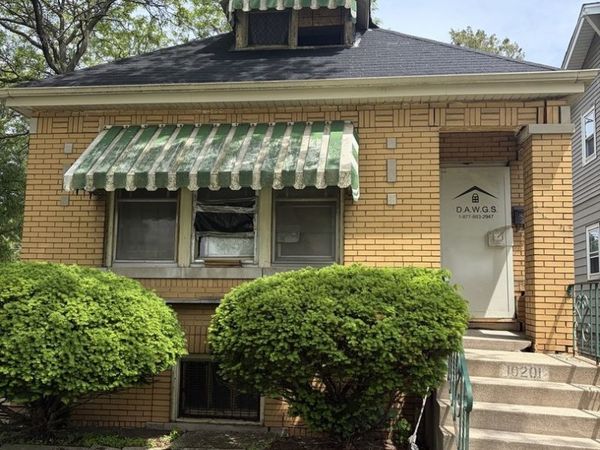 10201 S Princeton Avenue , Chicago, IL 60628