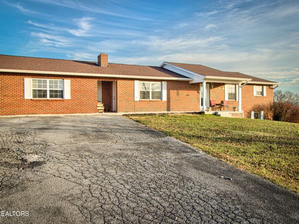 500 Allison Town Rd, Philadelphia, TN 37846