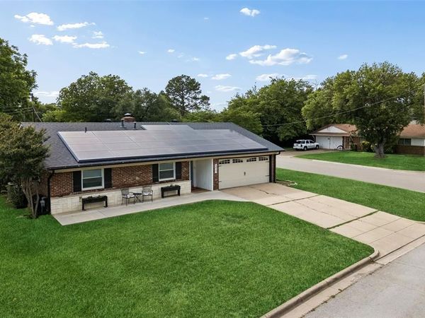 5437 Greenwood Way, North Richland Hills, TX 76180