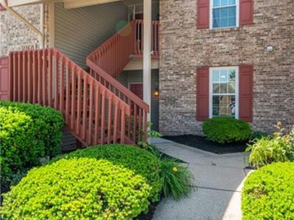 1158 Captains Bridge, Centerville, OH 45458