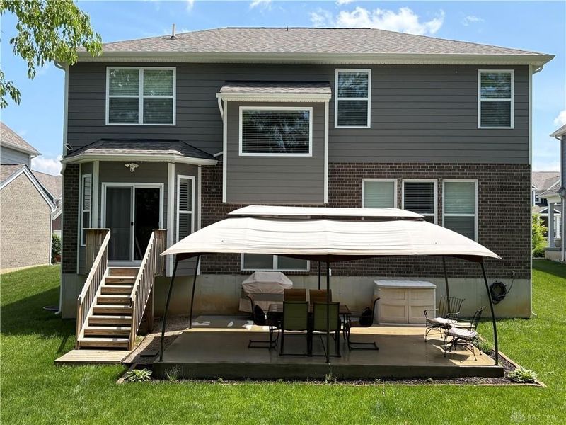 681 Newton Drive, Beavercreek, OH 45434 Photo 2