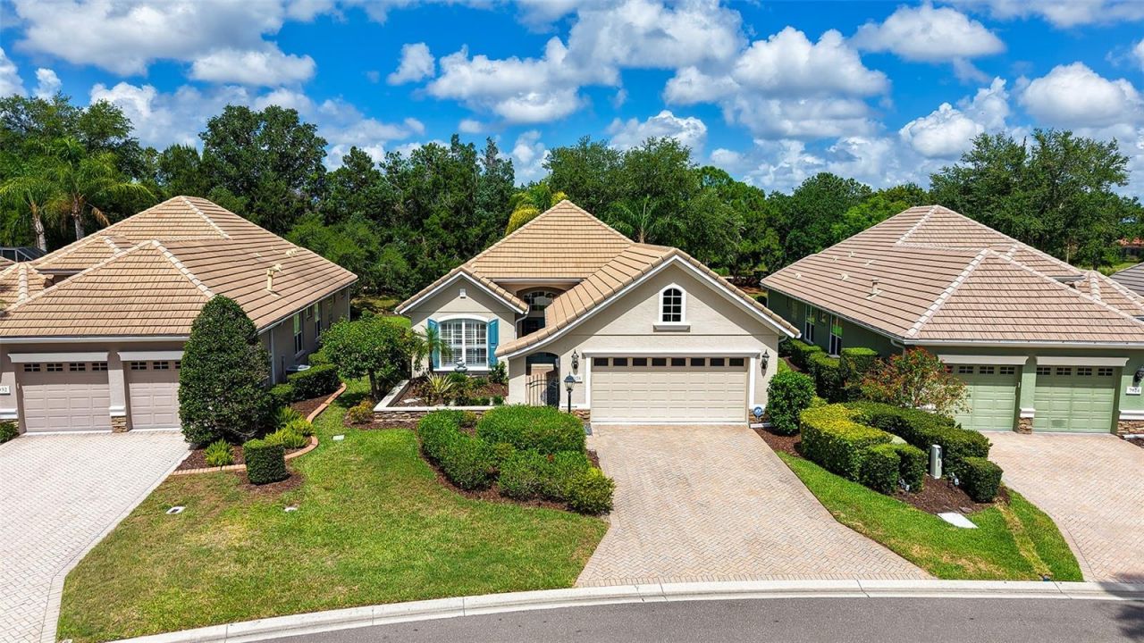 7928 Suntree Glen, Bradenton, FL 34202 Photo