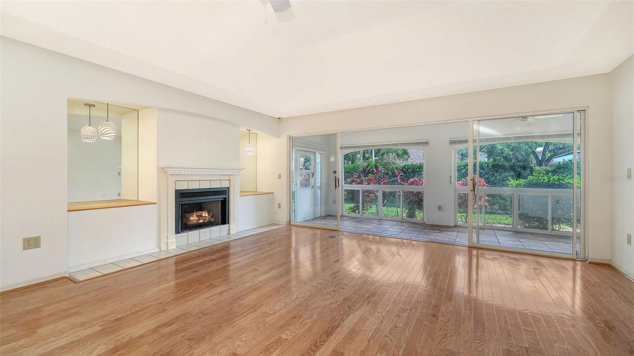 4429 Oakley Greene , Unit 6, Sarasota, FL 34235 Photo