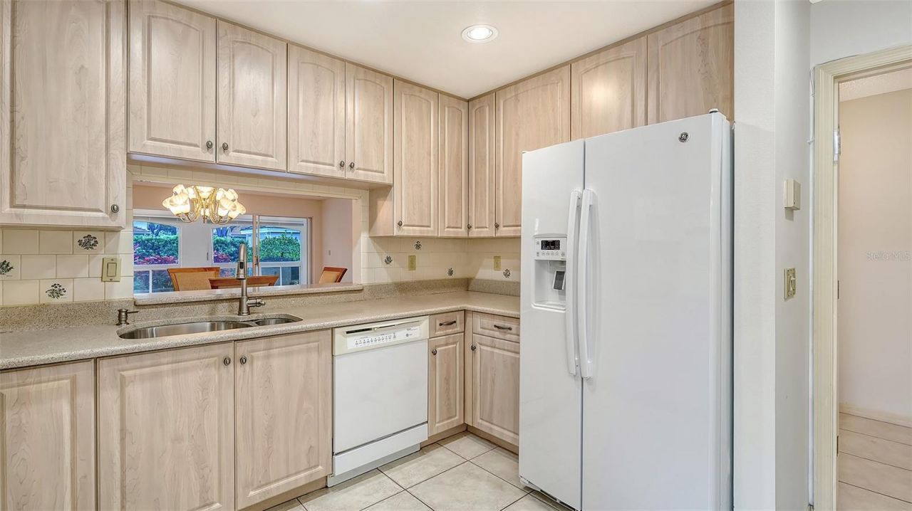 4429 Oakley Greene , Unit 6, Sarasota, FL 34235 Photo