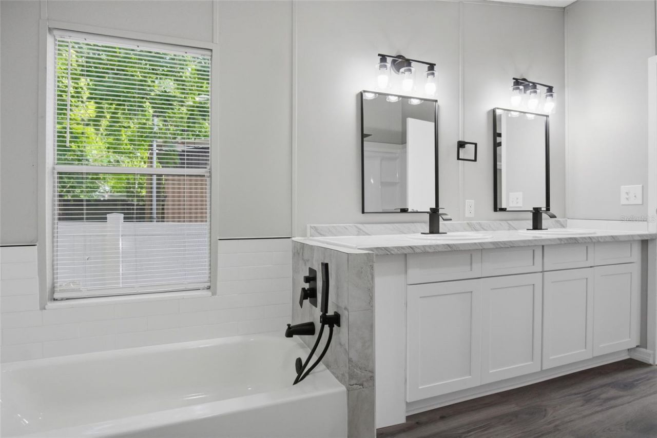 4519 Mobilaire Drive, Orlando, FL 32822 Photo