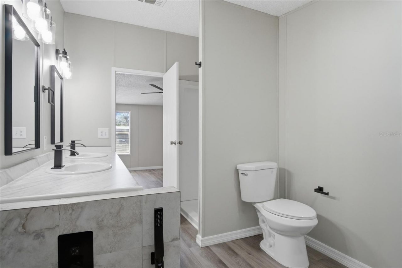 4519 Mobilaire Drive, Orlando, FL 32822 Photo