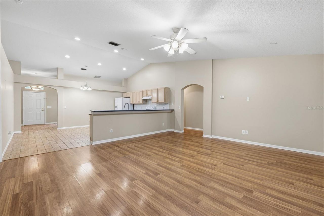 16208 Swenson Terrace , Lutz, FL 33549 Photo