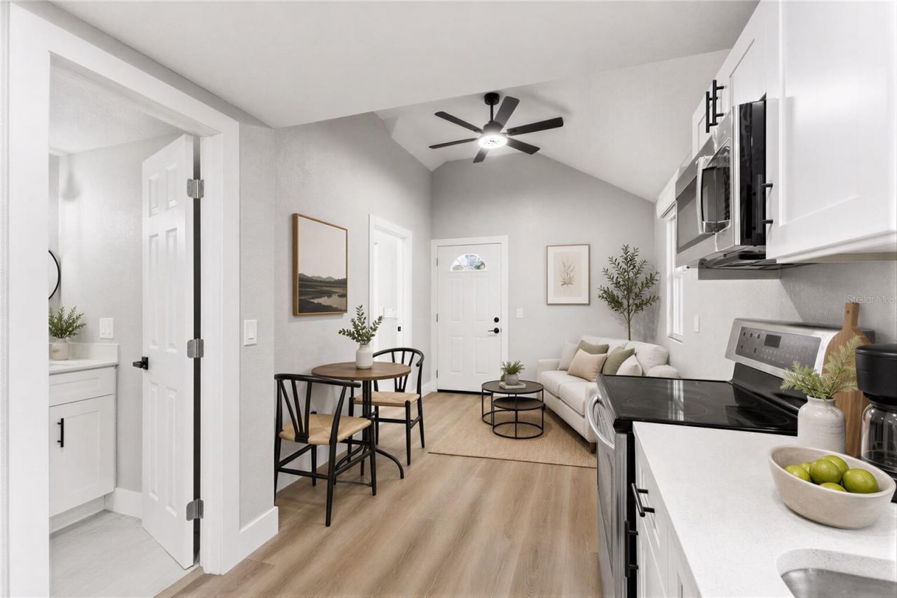 604 E Lambright Street, Tampa, FL 33604 Photo