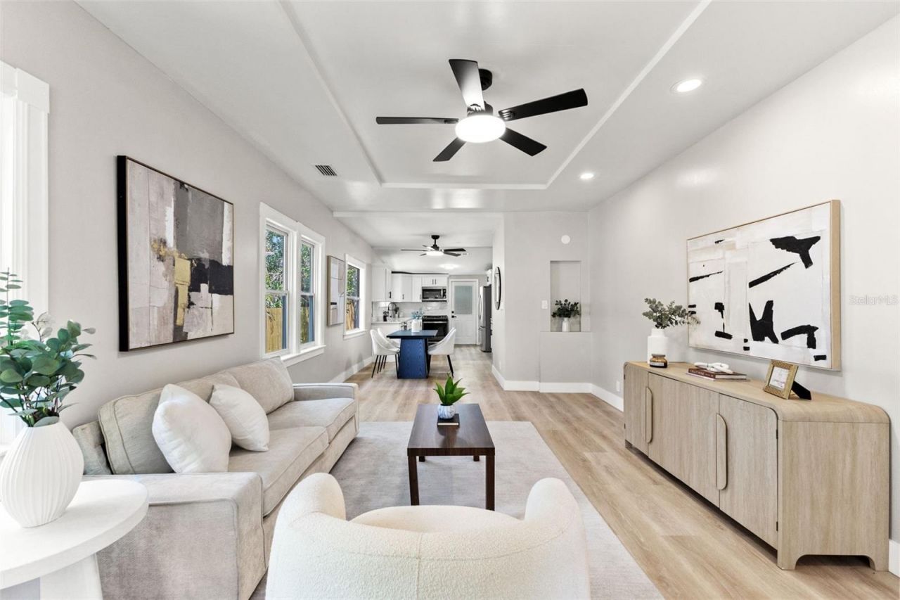 604 E Lambright Street, Tampa, FL 33604 Photo