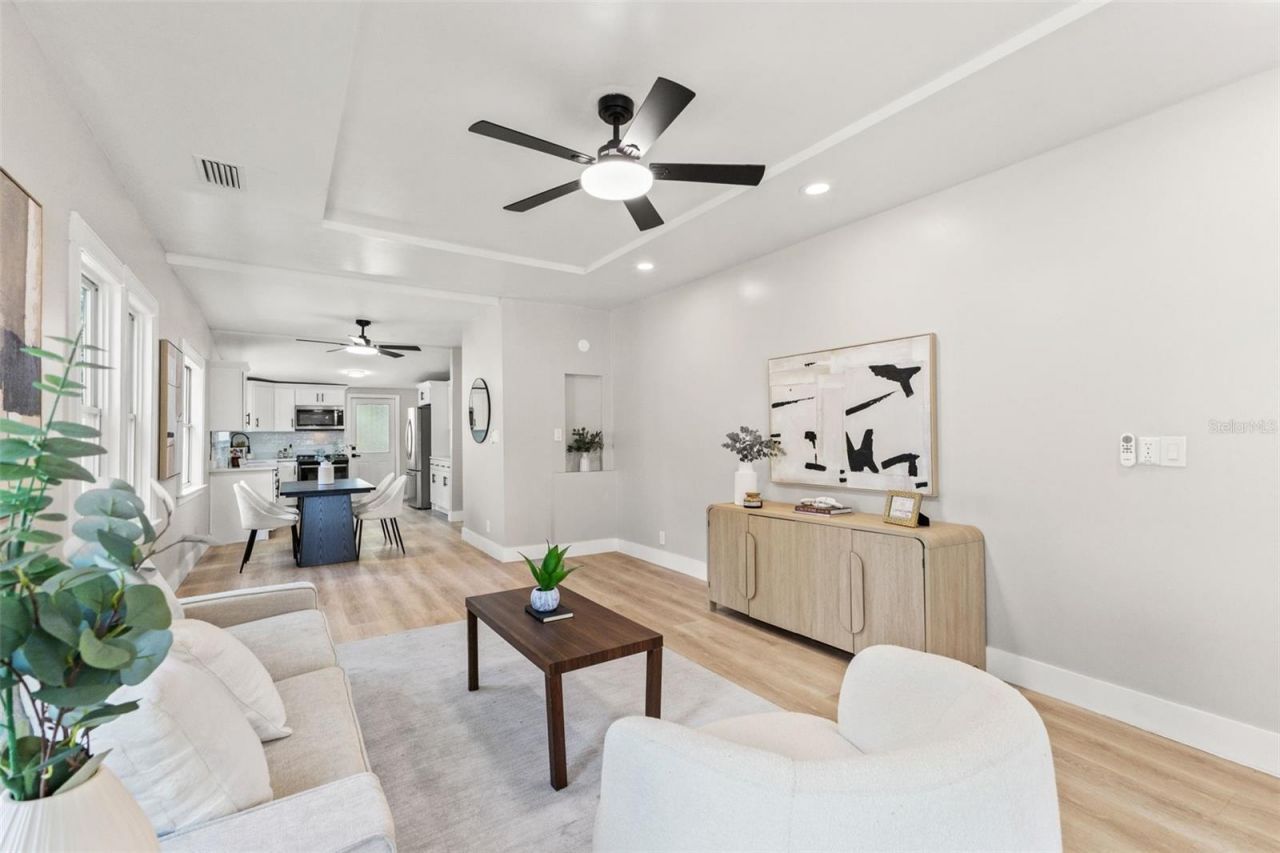 604 E Lambright Street, Tampa, FL 33604 Photo