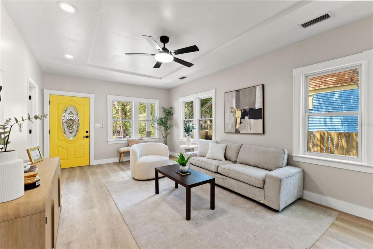 604 E Lambright Street, Tampa, FL 33604 Photo