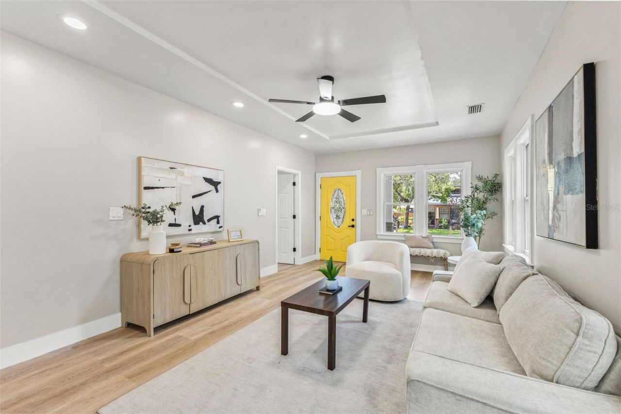 604 E Lambright Street, Tampa, FL 33604 Photo