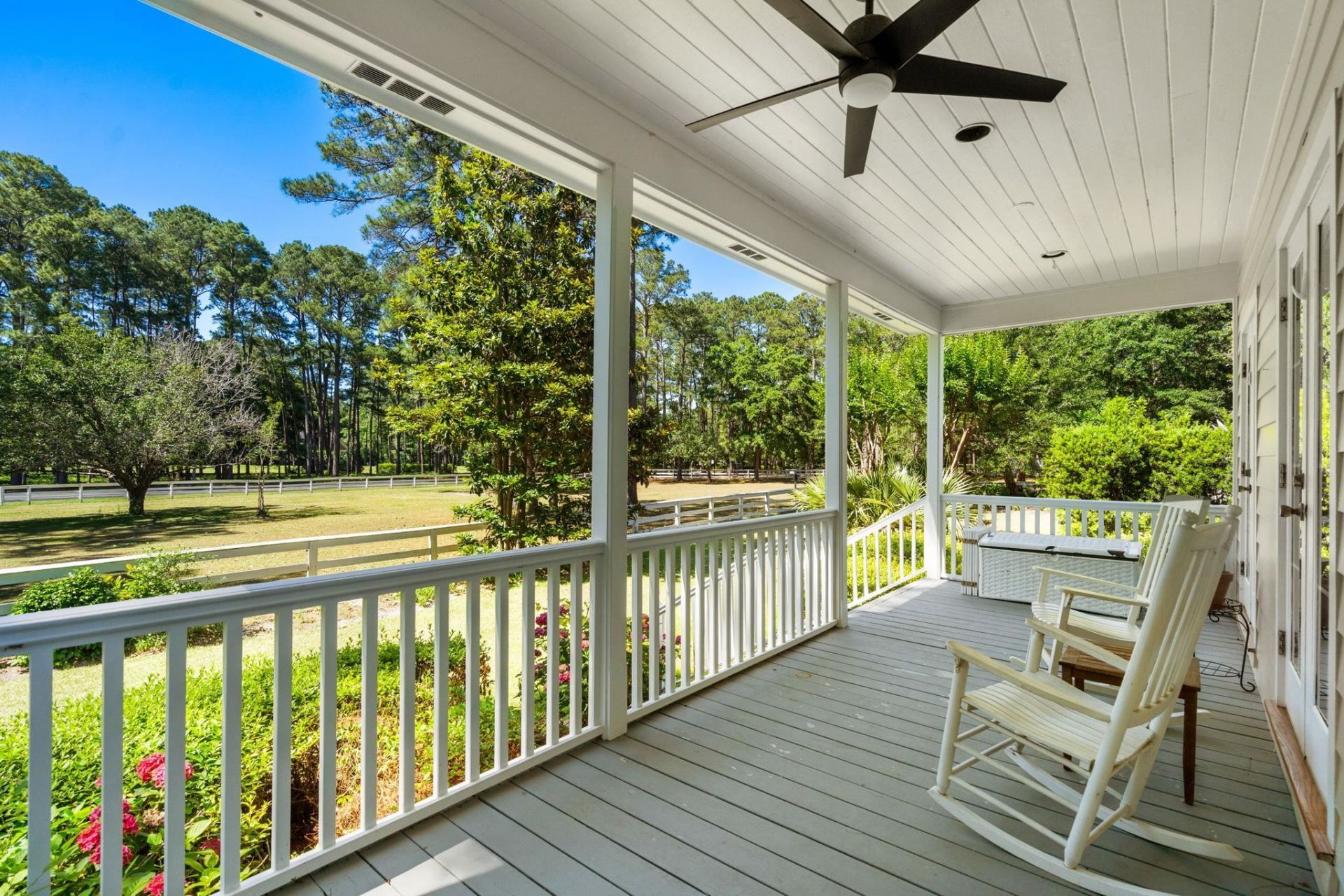 4406 Hitching Post Ln. Photo 22