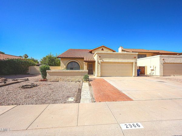 2966 W COMSTOCK Drive, Chandler, AZ 85224