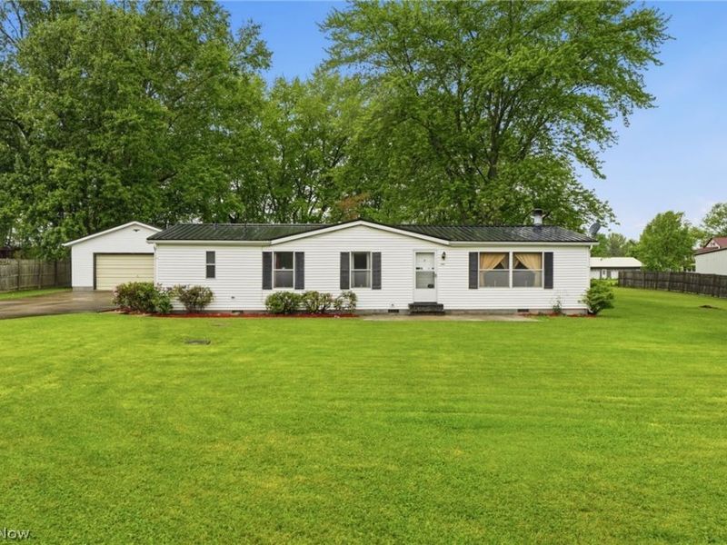 5333 Chestnut Street, Andover, OH 44003 Photo 1