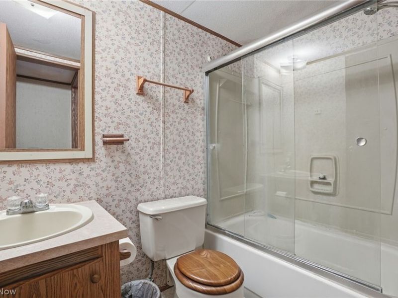 5333 Chestnut Street, Andover, OH 44003 Photo 21