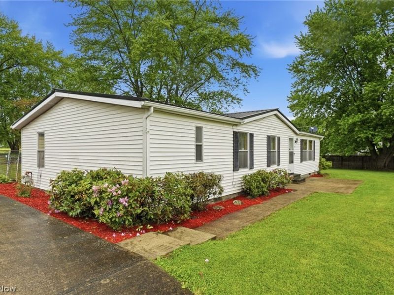 5333 Chestnut Street, Andover, OH 44003 Photo 3