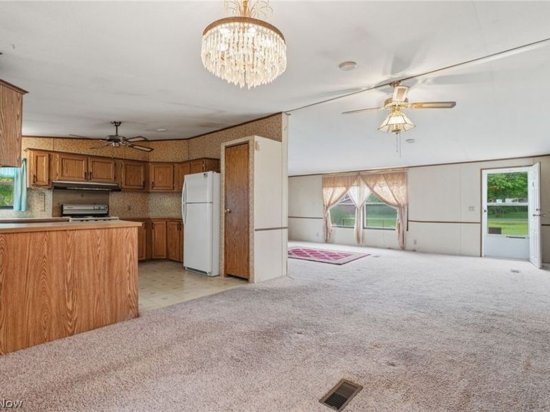 5333 Chestnut Street, Andover, OH 44003 Photo 6