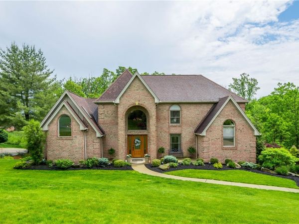 107 Brandywine Dr, Canonsburg, PA 15317