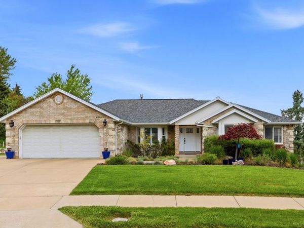 223 DEERHOLLOW CIR , North Salt Lake, UT 84054