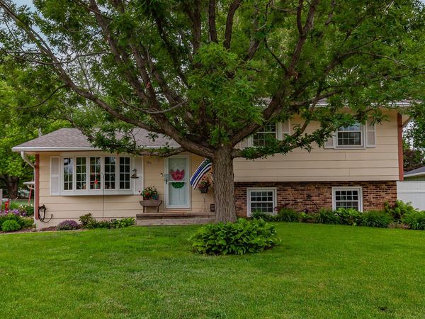 1211 Cherry Parkway, Norwalk, IA 50211