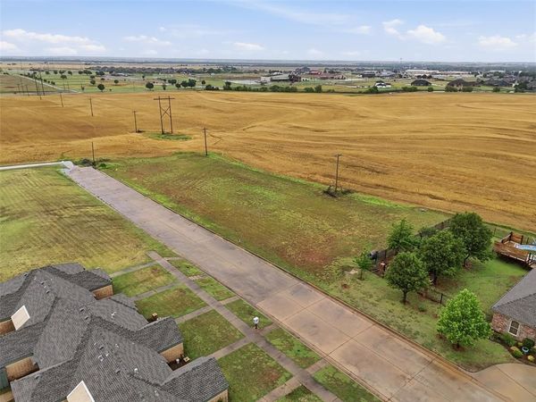310 W Mitchell Drive, Kingfisher, OK 73750