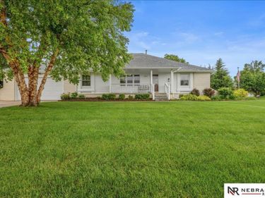 20711 Flavin Street , Omaha, NE 68022