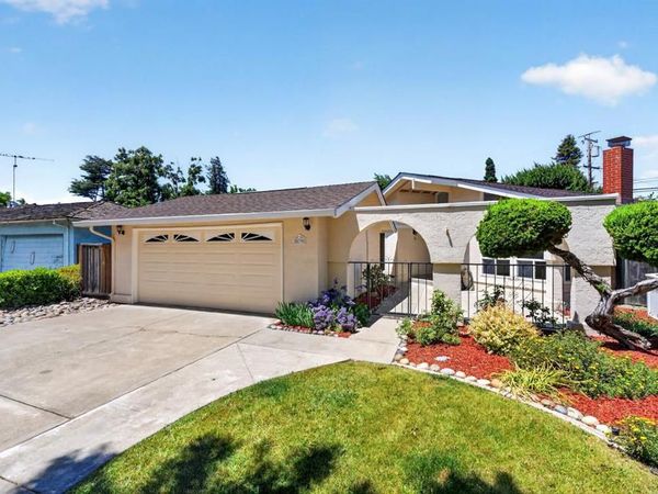 879 El Rio Drive, San Jose, CA 95125